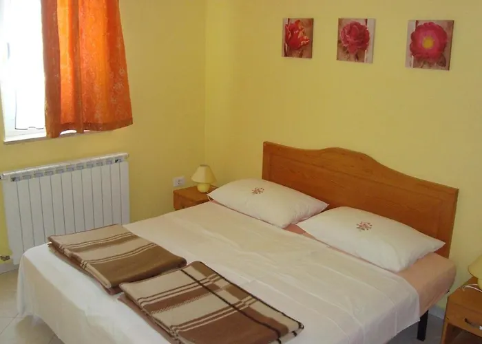 Branka Apartment Peroj