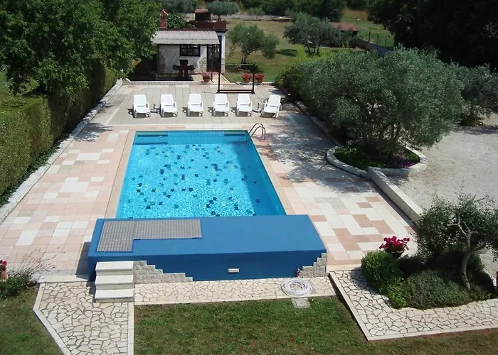 Apartment Branka Peroj